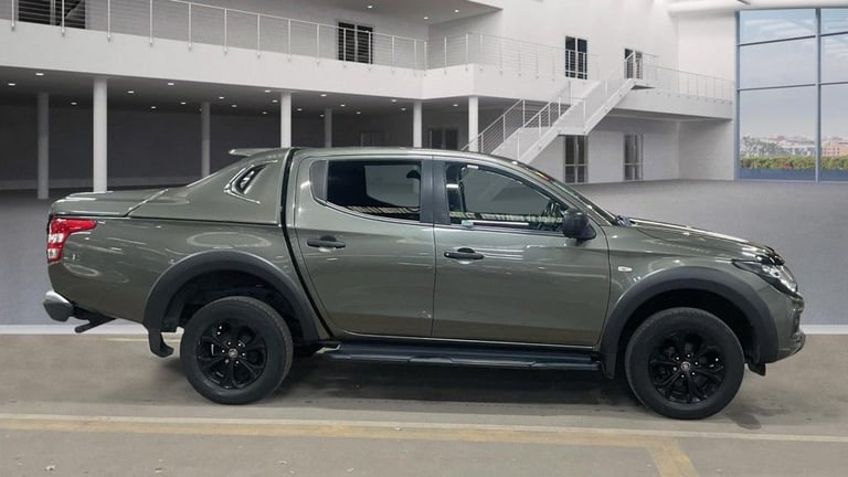 2018 Fiat Fullback 2.4D Cross Pickup Double Cab 4dr Diesel Manual 4WD Euro 6 (180 ps) Diesel Manual