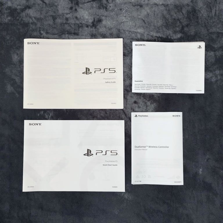 SONY PlayStation 5 - Disc Edition (CFI-1016A) 2 Controllers + Dbrand Darkplates + Damascus Holo Red