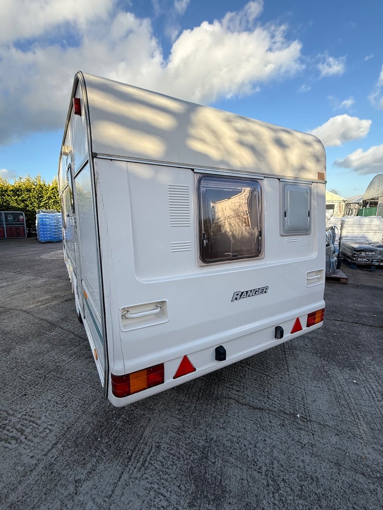 Bailey caravan  Ranger 450/2 lightweight 