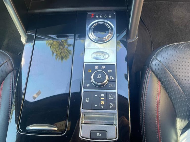 2017 Land Rover Discovery 3.0 TD V6 HSE Luxury SUV 5dr Diesel Auto 4WD Euro 6 (s/s) (258 ps) 7 SE...