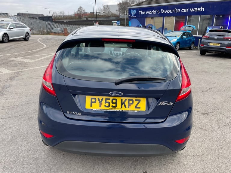 2010 Ford Fiesta 1.25 Style 3dr [82] HATCHBACK Petrol Manual