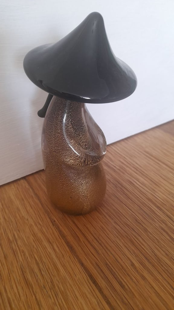 MURANO FORMIA CHINESE FIGURE SIGNED BY ARTIST