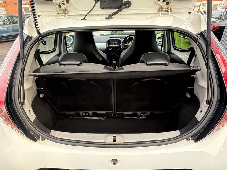 2015 Toyota AYGO 1.0 VVT-i x-pression x-wave 5dr Petrol Manual Euro 5 Euro 5 (68 ps) HATCHBACK Pe...