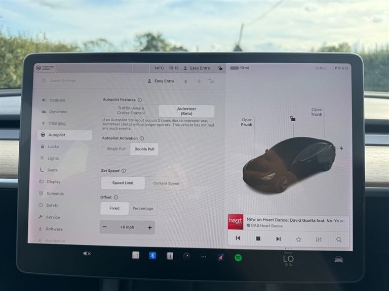 2022 Tesla Model 3 RWD 4dr Auto Saloon ELECTRIC Automatic