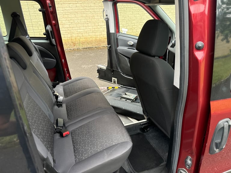  1.6 Multijet 95 Easy 5dr, Wheelchair Accessible Vehicle, WAV