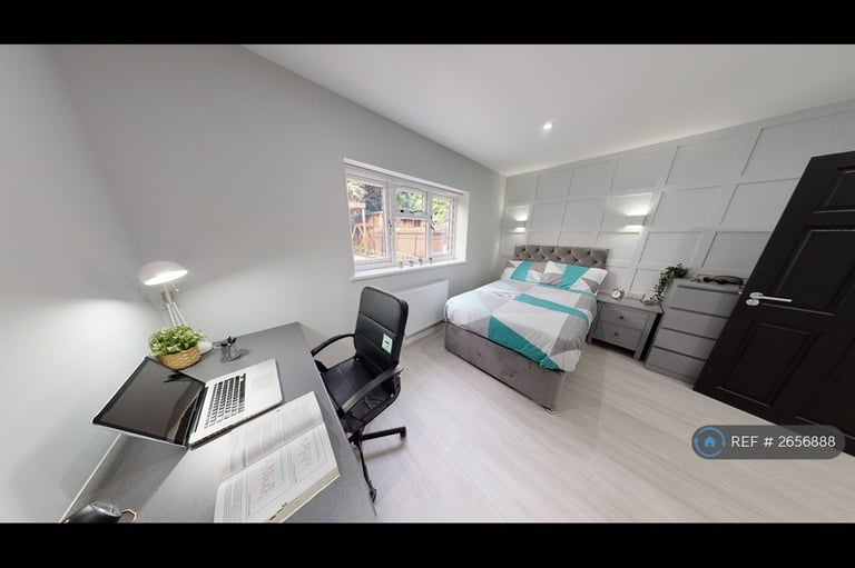 5 bedroom house in Charter Avenue, Coventry, CV4 (5 bed) (#2656888)