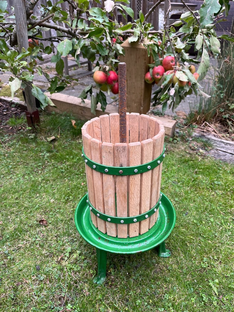 image for Vigo Apple Press 9 litre £60 (retails at £200)