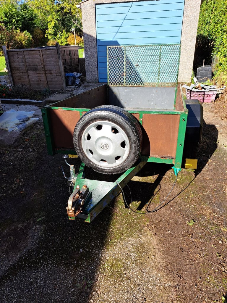 Car trailer