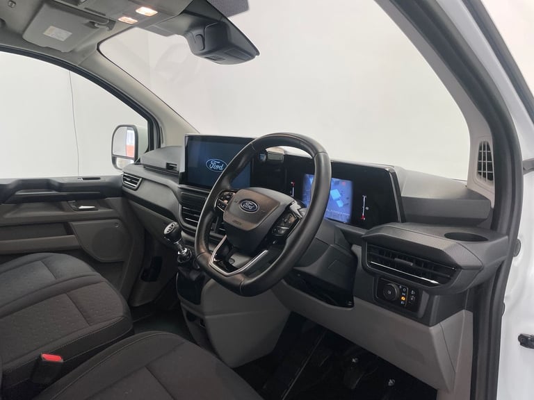 2024 Ford Transit Custom 300 Limited L2 H1 LWB 2.0 EcoBlue 136ps Panel Van Diesel Manual