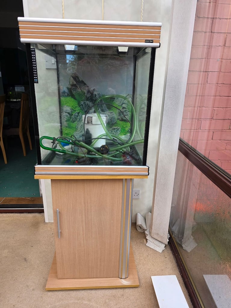 Aqua one Cube aquarium