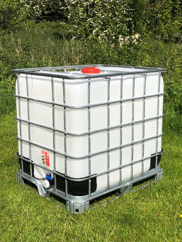 IBC water butt oil tank 1000 litre garden, allotment, waste fuel oil store can deliver
