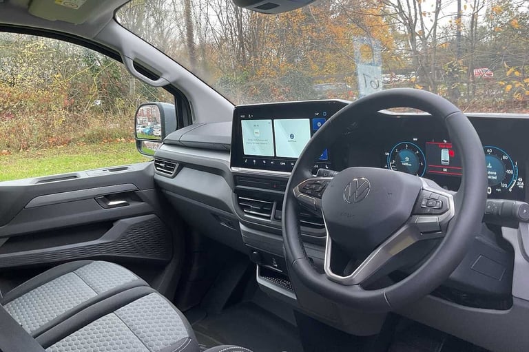 2025 Volkswagen Transporter 2.0 TDI 170 Commerce Pro Van Auto Van Diesel Automatic