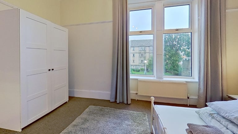 5 bedroom flat in Holburn Street, Holburn, Aberdeen, AB10 7LJ