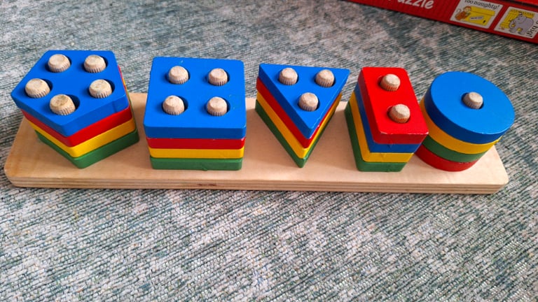 Shapes and counting toy