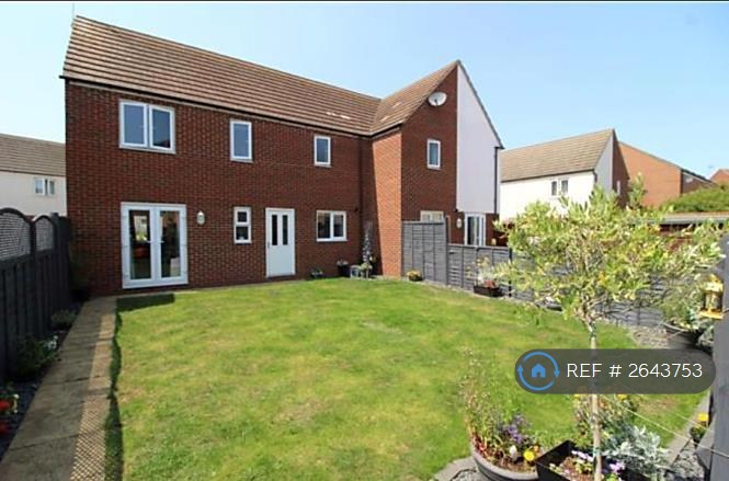 image for 3 bedroom house in Lavender Hill, Broughton, Milton Keynes, MK10 (3 bed) (#2643753)