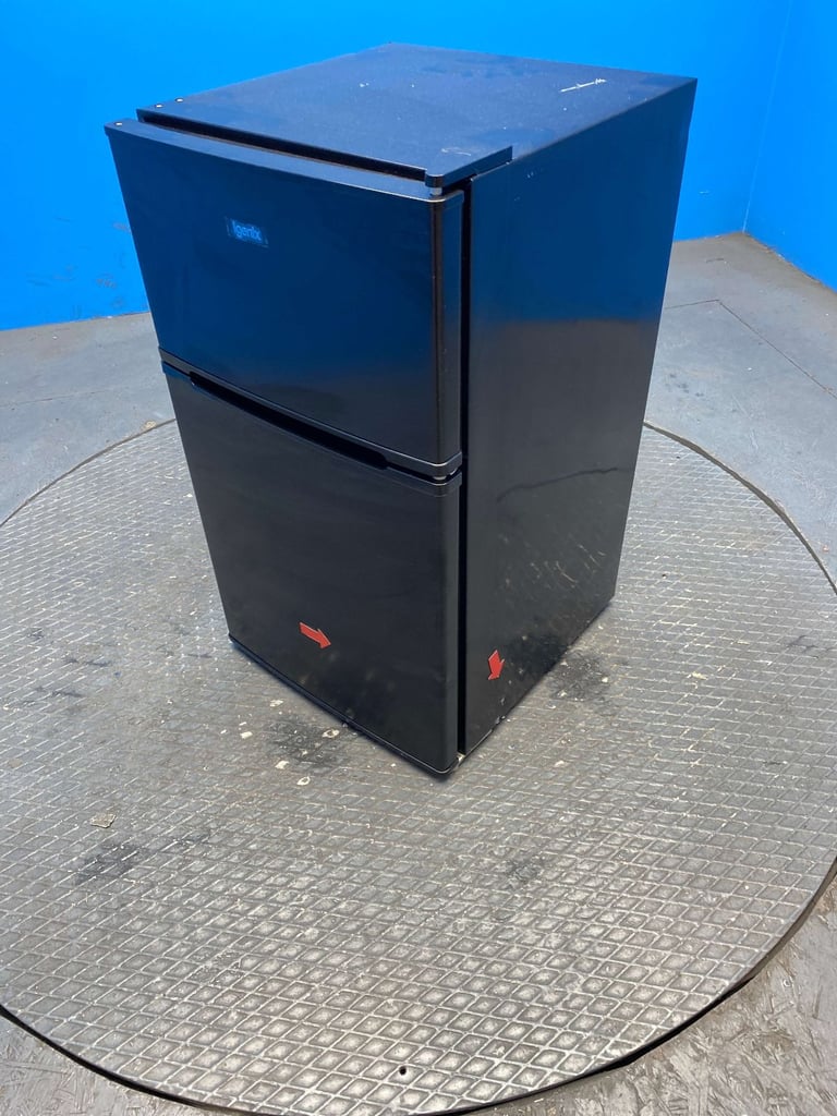 Igenix IG347FFB 96 Litre Under Counter Fridge Freezer
