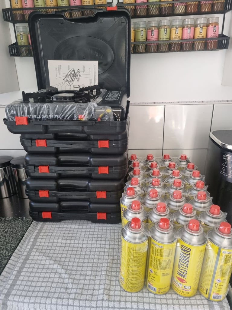 Joblot 5x Portable Camping Cookers With 28x Gas Canisters New