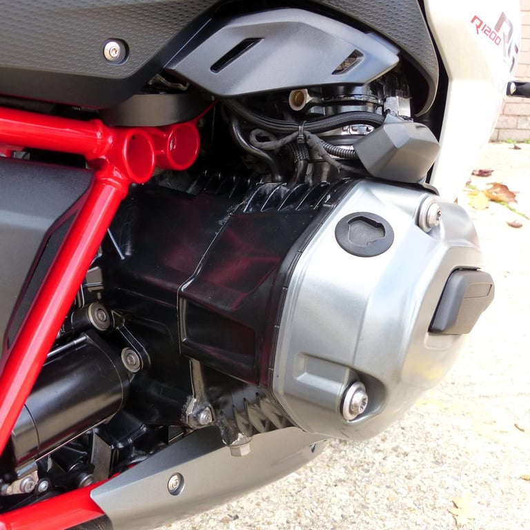 2017 BMW R1200 RS SPORT SE, FULLY MAINTAINED 2-OWNER MOTORCYCLE.