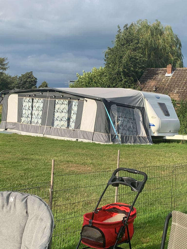 Hobby prestige caravan 2004