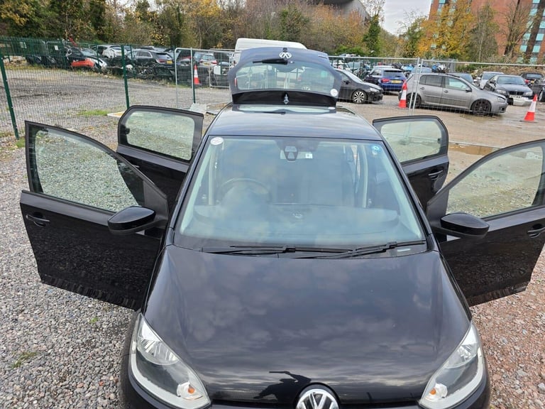 2013 Volkswagen up! 1.0 High up! ASG Euro 6 5dr Hatchback Petrol Automatic