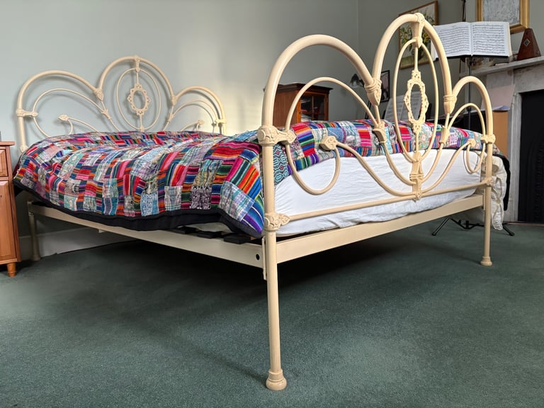 King size iron bed from Feather and Black (Iron Bed Company)