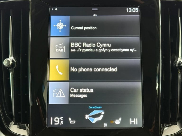 2019 68 VOLVO V60 2.0 D4 MOMENTUM ESTATE 5DR DIESEL AUTO EURO 6 (S/S) (190 PS) D