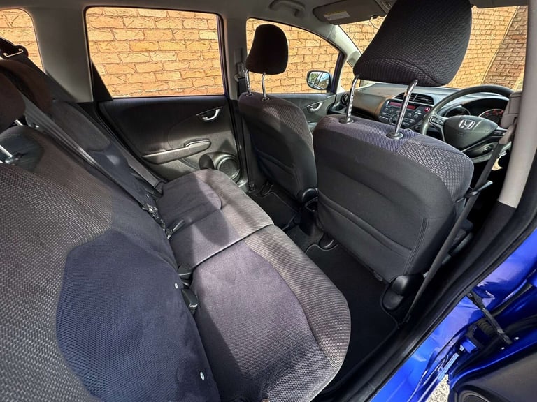 2011 Honda Jazz 1.4 i-VTEC ES 5dr HATCHBACK PETROL Manual