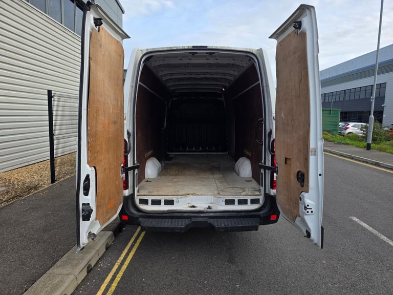 Renault Master LWB DIESEL RWD  LML35dCi 130 Business Medium Roof Van 