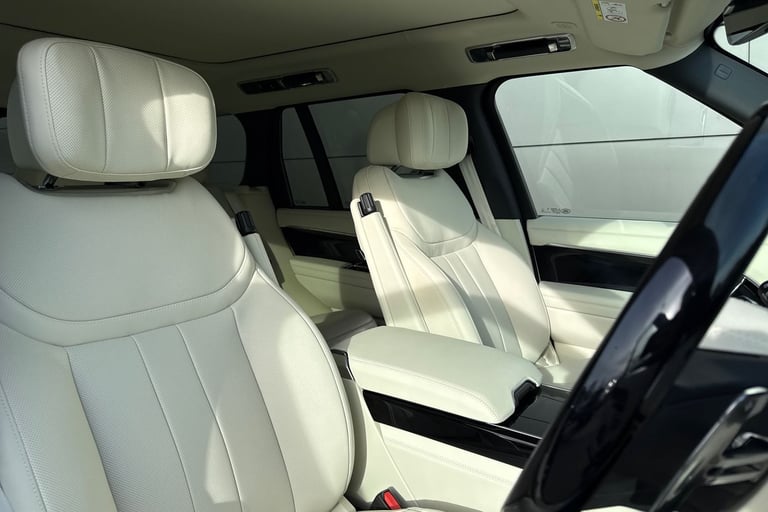 2025 Land Rover Range Rover 3.0 P460e 38.2kWh Autobiography Auto 4WD Euro 6 (s/s) 5dr SUV Automatic