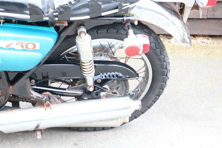 Suzuki GT750 GT 750 J Kettle 1972 Totally original and untouched. US Barn Find
