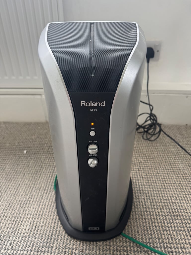 Roland TD-11K Electronic Drum Kit with Roland PM-03 Drum Monitor