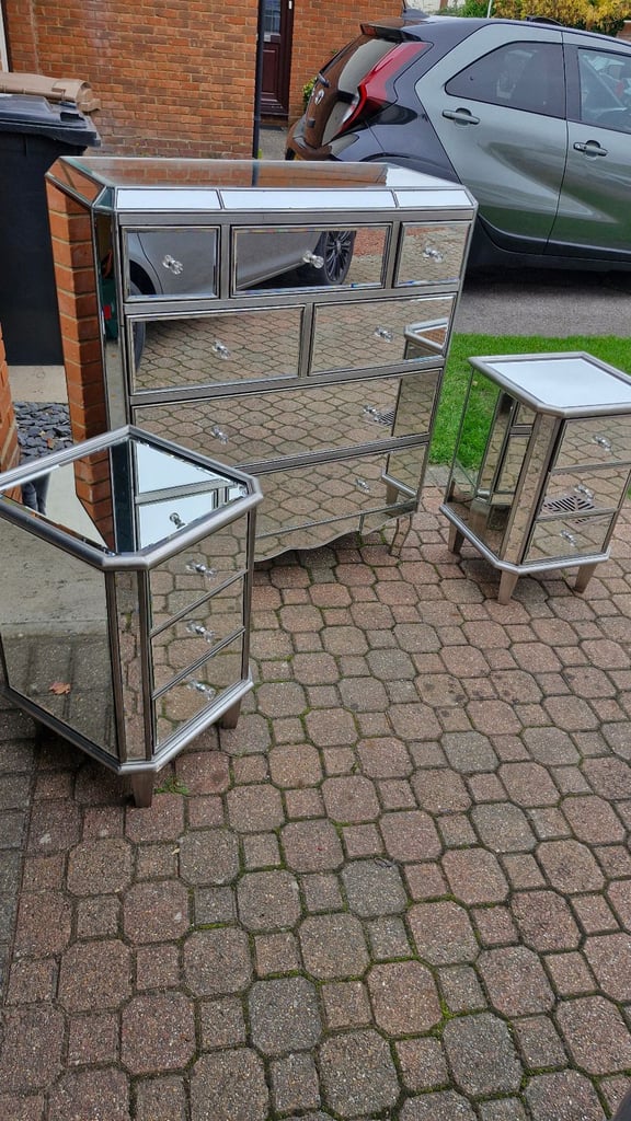 image for Mirrored  chest of drawers and bedside drawers 
