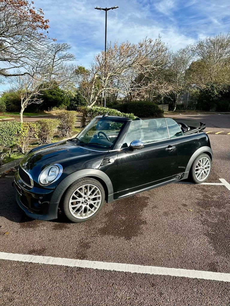 Mini, CONVERTIBLE, Convertible, 2012, Manual, 1598 (cc), 2 doors