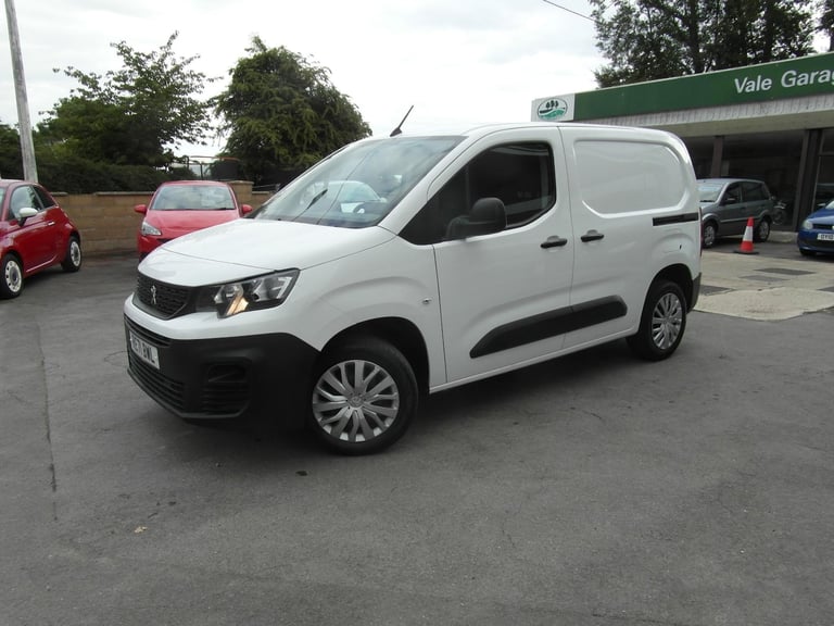 2021 Peugeot Partner 1.5 HDi  Pro  ( NO VAT ) Hdi SWB L1 Car Derived Van Diesel Manual