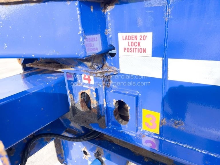 DENNISON SLIDING SKELETAL TRAILER 