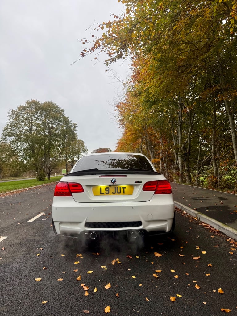 2010 BMW M3 DCT V8 E93 CONVERTIBLE ALPINE WHITE FOX RED