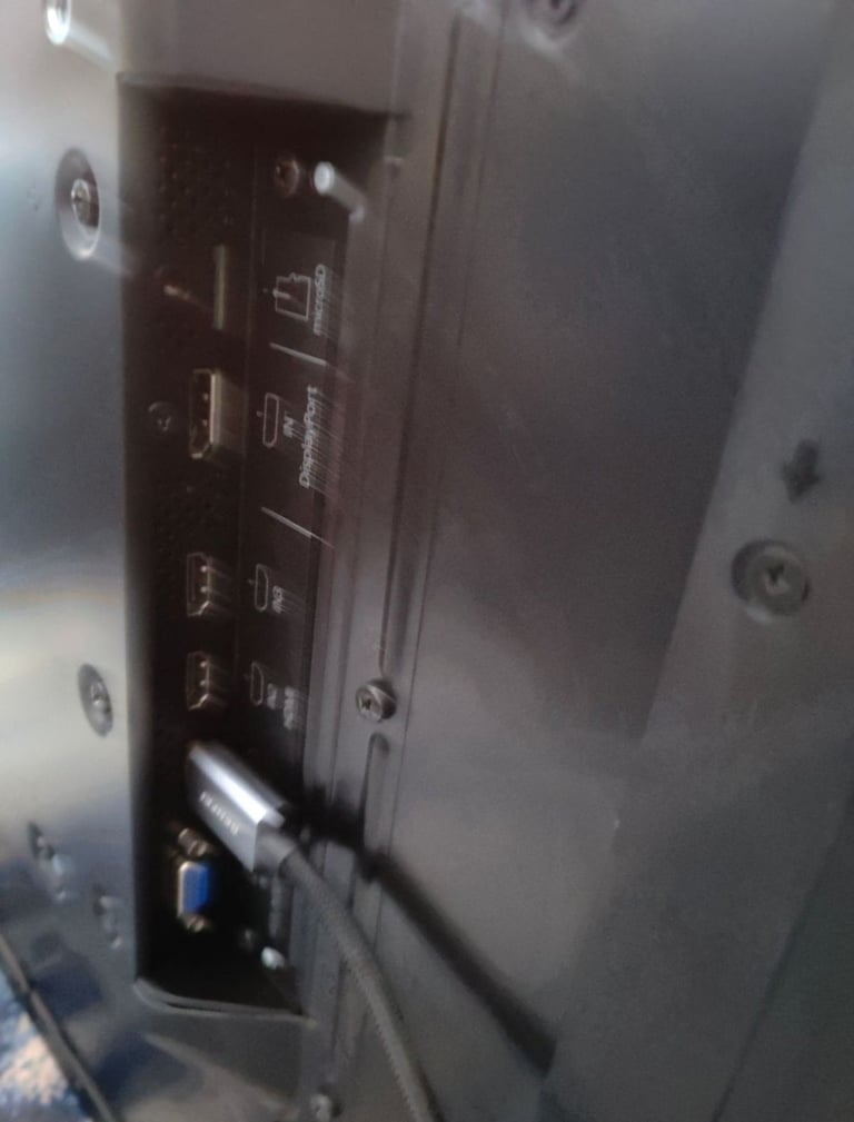 NEC 50 INCHES MONITOR SCREEN 