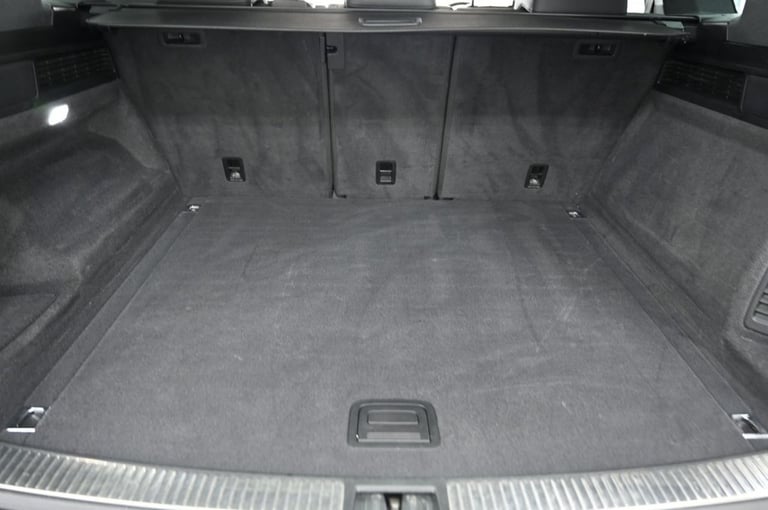 2018 68 VOLKSWAGEN TOUAREG 3.0 TDI V6 R-LINE SUV 5DR DIESEL TIPTRONIC 4MOTION EU