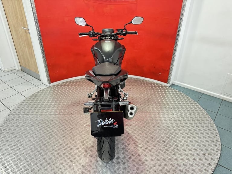 2024 '73'  Honda CB500 Hornet