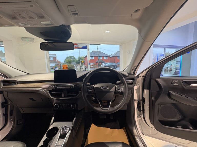 2022 Ford Kuga 2.5 Duratec 14.4kWh Vignale SUV 5dr Petrol Plug-in Hybrid CVT Euro 6 (s/s)  HATCHB...