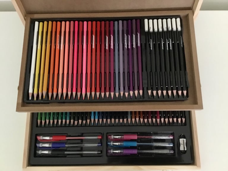 Personalised wooden art set.