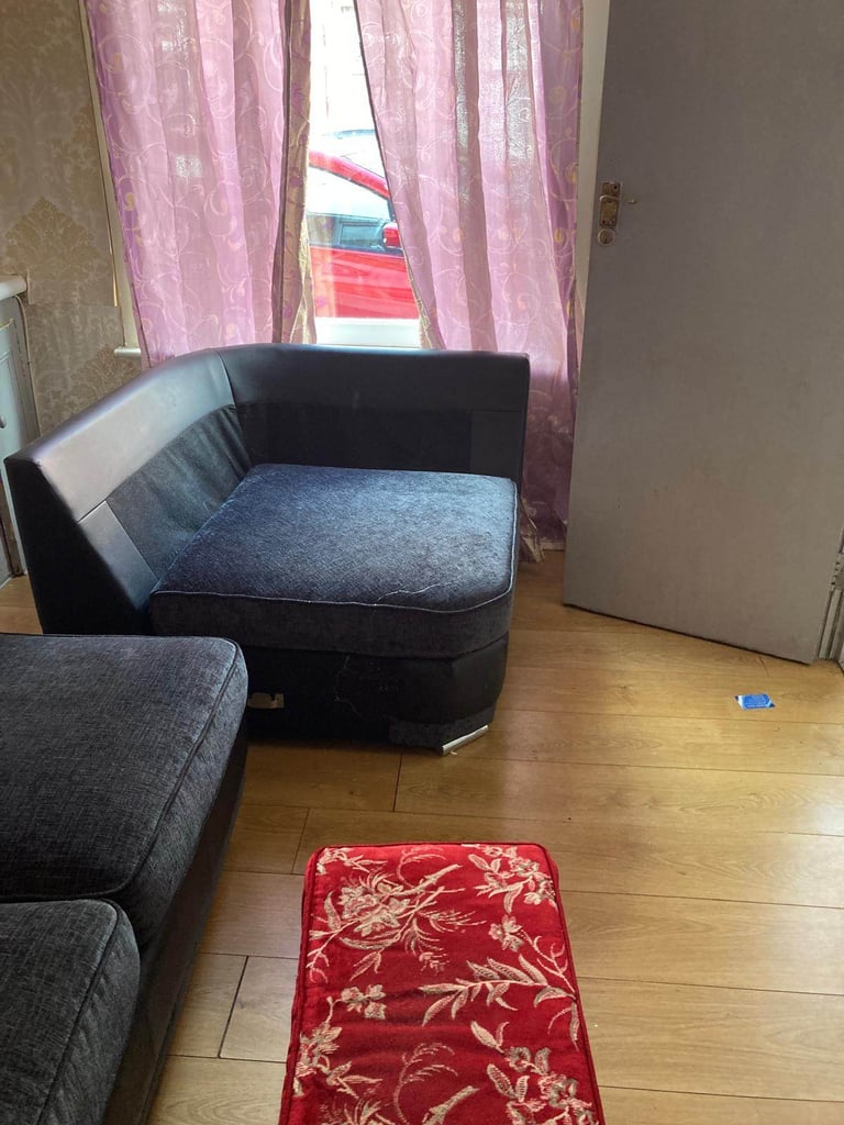 Fully furnished 3 Bed terrace house 