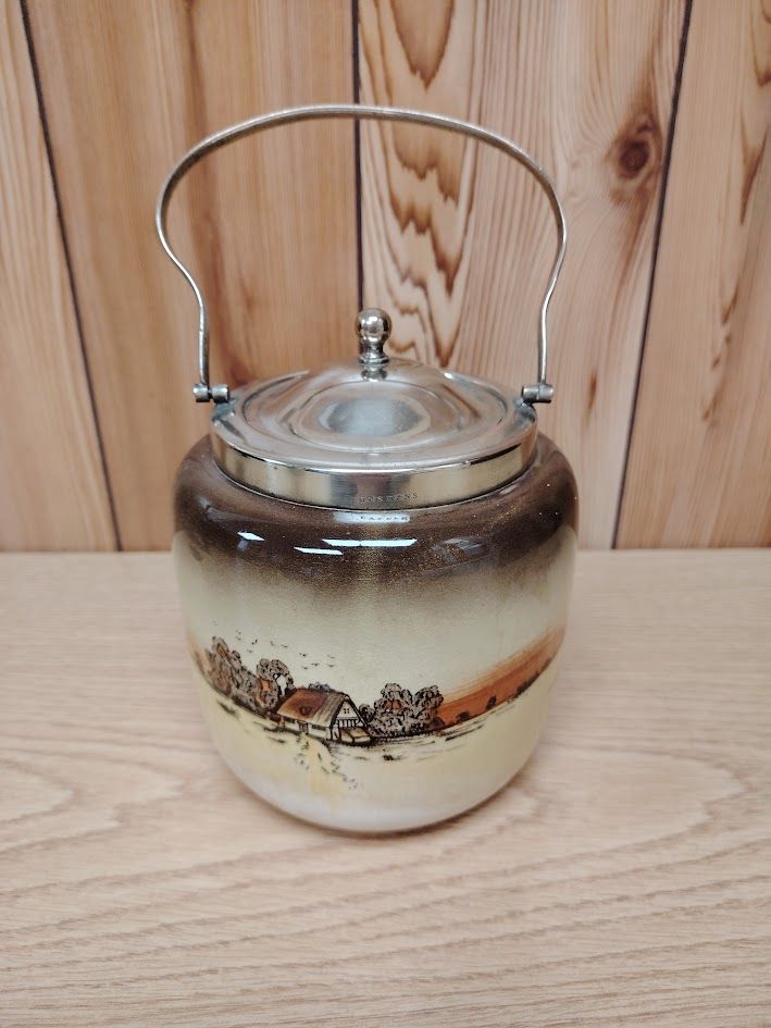 Collection Of 4 Pieces Glass & Pottery Collectables