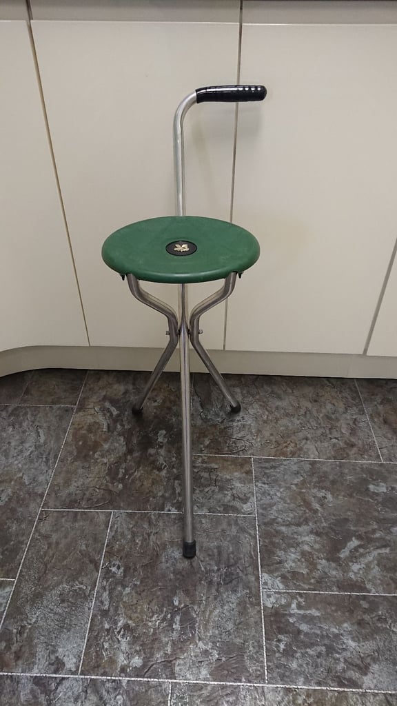 National trust walking stick with seat 
