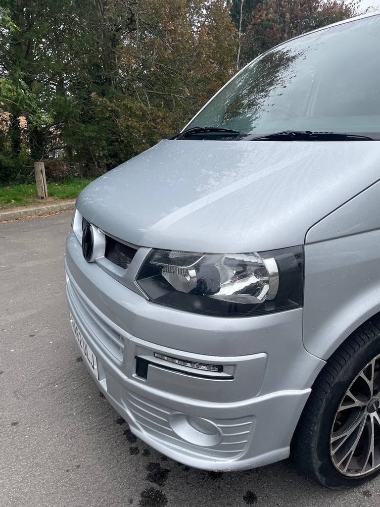 VW TRANSPORTER T5 CONVERTED VAN ROCK N ROLL BED ETC