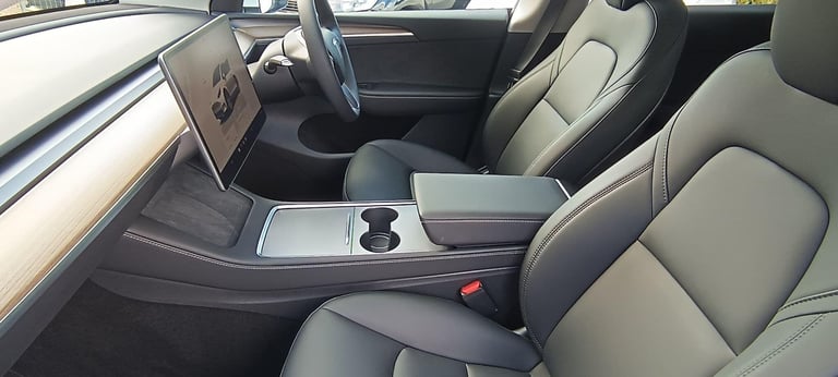 2022 Tesla Model Y (Dual Motor) Long Range Auto 4WDE 5dr MPV Electric Automatic