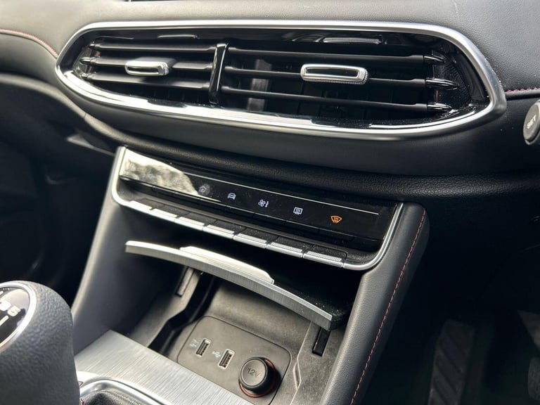 2024 MG MG HS 1.5 T-GDI Trophy SUV 5dr Petrol Manual Euro 6 (s/s) (162 ps) SUV PETROL Manual