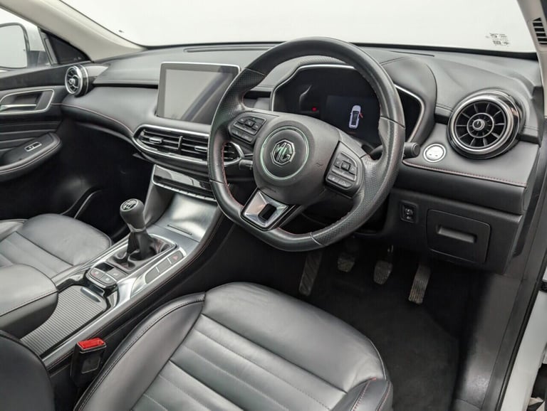 2022 MG MG HS 1.5 T-GDI Exclusive SUV 5dr Petrol Manual Euro 6 (s/s) (162 ps) - PAN ROOF  ESTATE ...