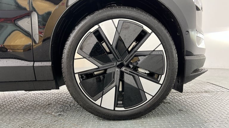 2025 Volvo EX30 Ultra, Twin Motor Performance, Electric(Tints, 20' Alloys, Heated Seats) Estate E...