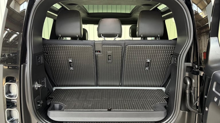 2023 Land Rover Defender Diesel Estate 3.0 D250 X-Dynamic HSE 90 3dr Auto SUV Diesel Automatic
